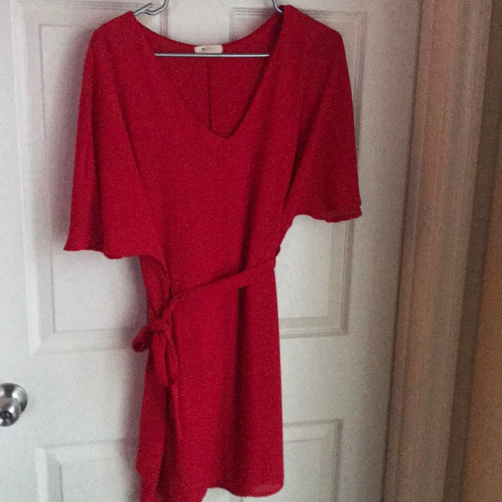 Flattering dress for work or play!